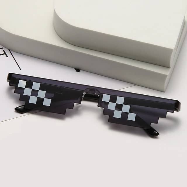 Pixel eye glass frame